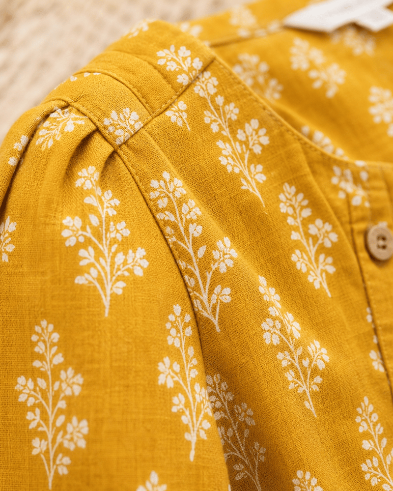 Generated look: Detail close-up